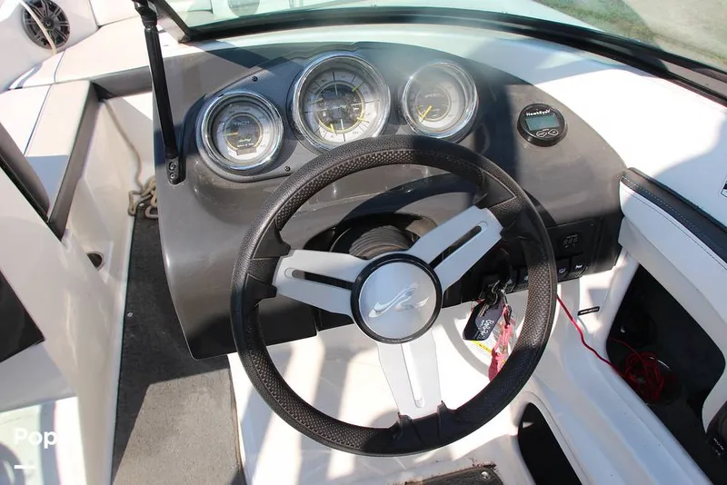 Slide: The Image of Sea Ray 190 Sport 2015 - 13160062