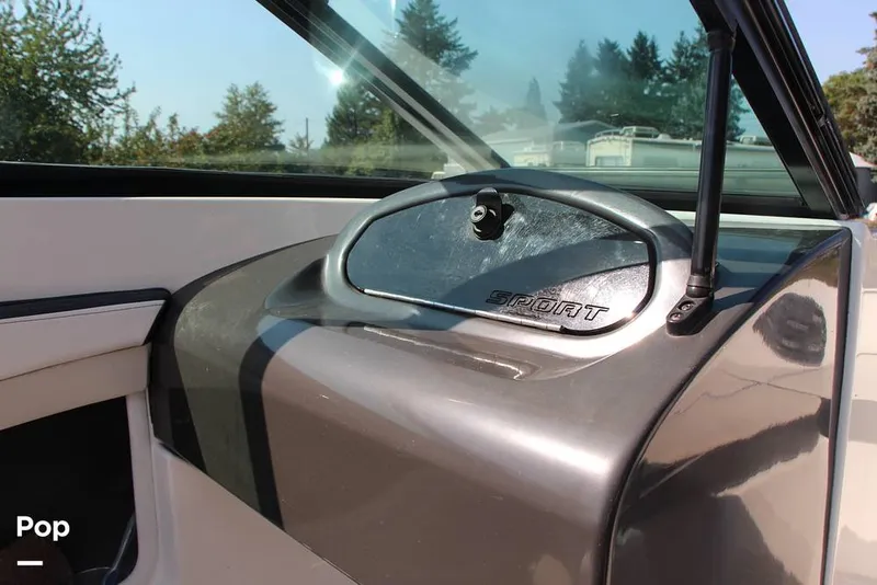 Slide: The Image of Sea Ray 190 Sport 2015 - 13160073