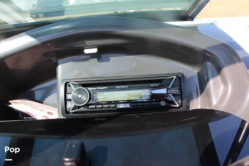 Slide: The Image of Sea Ray 190 Sport 2015 - 13160074