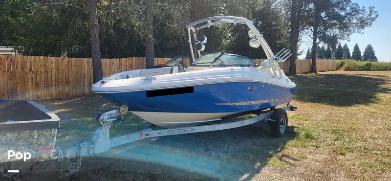 Slide: The Image of Sea Ray 190 Sport 2015 - 13112507