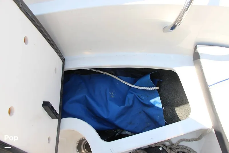 Slide: The Image of Sea Ray 190 Sport 2015 - 13160084