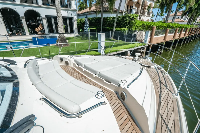 Slide: The Image of Sea Ray 59 FLY 2018 - 41