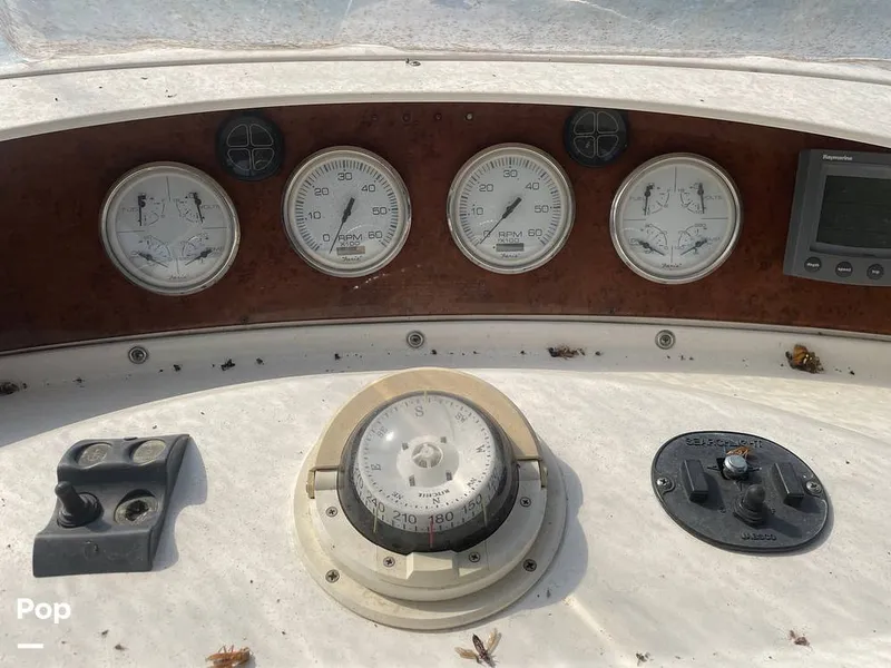 Slide: The Image of Silverton 34 Convertible 2004 - 13138962