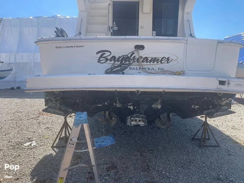 Slide: The Image of Silverton 34 Convertible 2004 - 16223641