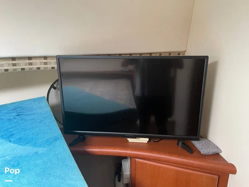 Slide: The Image of Silverton 34 Convertible 2004 - 13138986