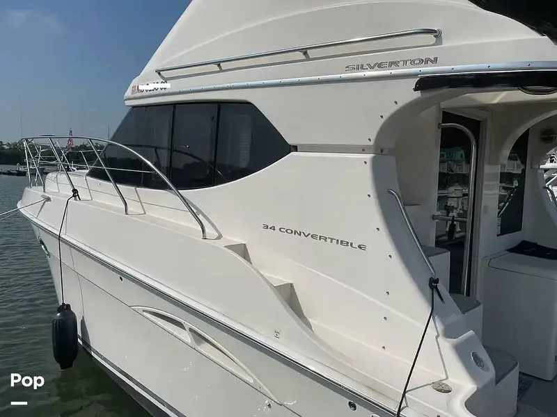 Slide: The Image of Silverton 34 Convertible 2004 - 13701448