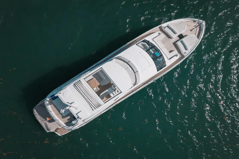 Slide: The Image of Sunseeker 76 YACHT 2019 - 10