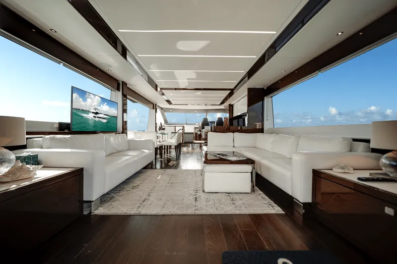 Slide: The Image of Sunseeker 76 YACHT 2019 - 12