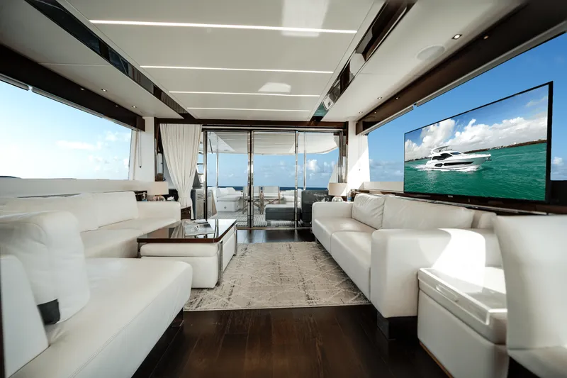 Slide: The Image of Sunseeker 76 YACHT 2019 - 16