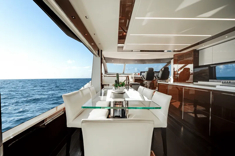 Slide: The Image of Sunseeker 76 YACHT 2019 - 18