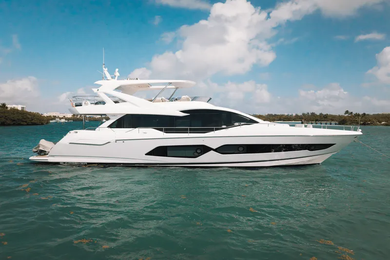 Slide: The Image of Sunseeker 76 YACHT 2019 - 5