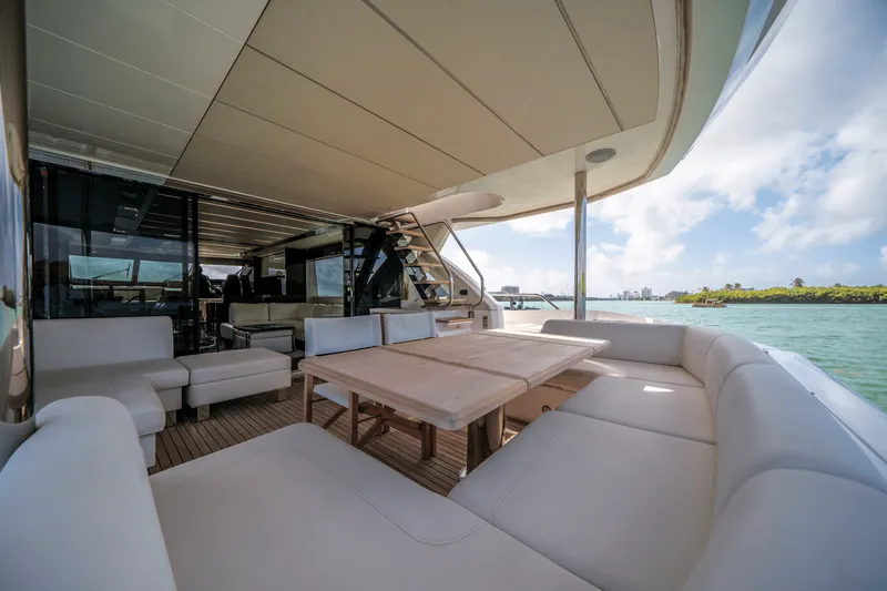 Slide: The Image of Sunseeker 76 YACHT 2019 - 53