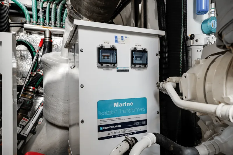 Slide: The Image of Sunseeker 76 YACHT 2019 - 72