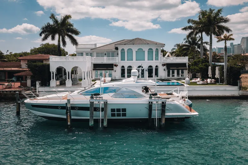 Slide: The Image of Azimut 55S 2017 - 14