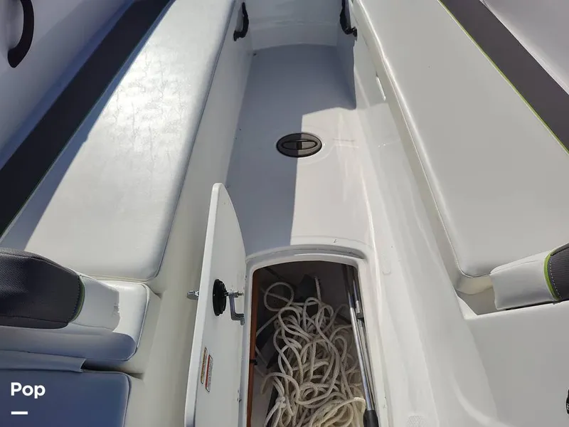 Slide: The Image of Tahoe T18 2022 - 13312216