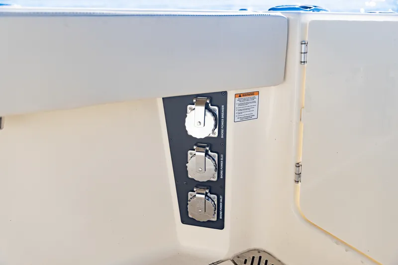 Slide: The Image of Scout 377 LXF 2025 - 38