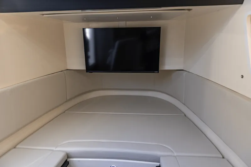 Slide: The Image of Scout 377 LXF 2025 - 45