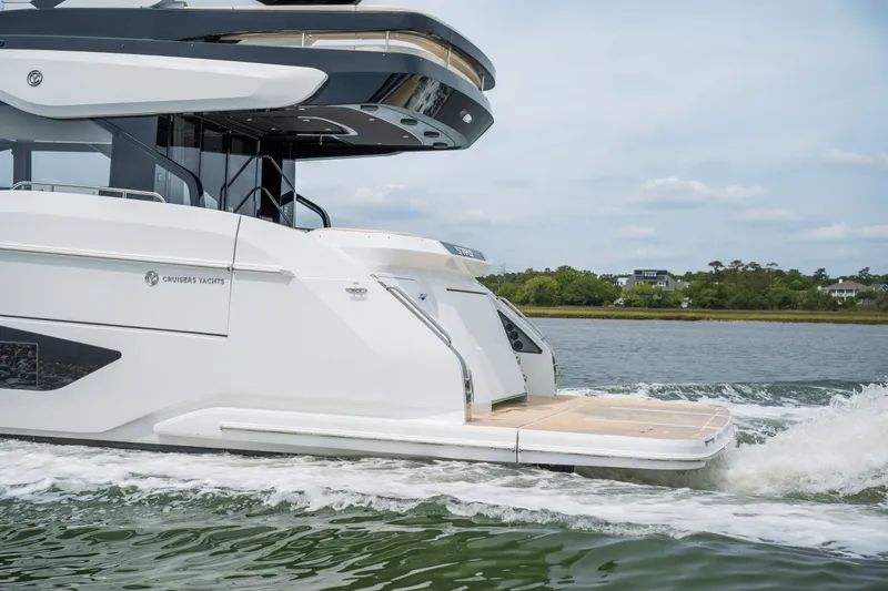 Slide: The Image of Cruisers Yachts 57 Fly 2025 - 18