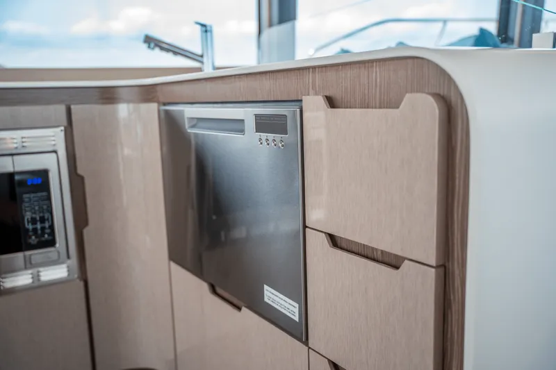 Slide: The Image of Cruisers Yachts 57 Fly 2025 - 29