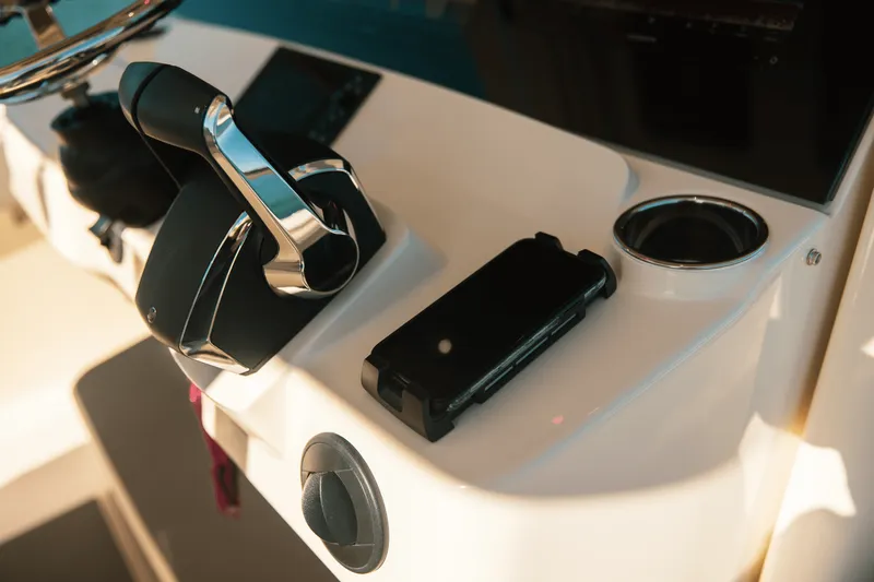 Slide: The Image of Scout 357 LXF 2025 - 29