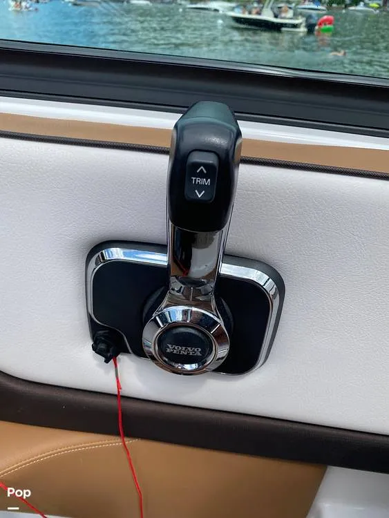 Slide: The Image of Four Winns Vista 255 2018 - 13534619