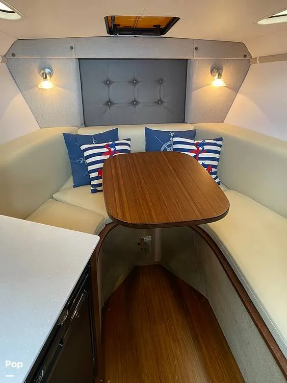 Slide: The Image of Four Winns Vista 255 2018 - 13534622