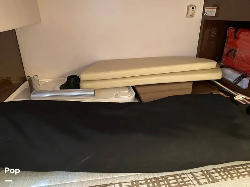 Slide: The Image of Four Winns Vista 255 2018 - 13534627