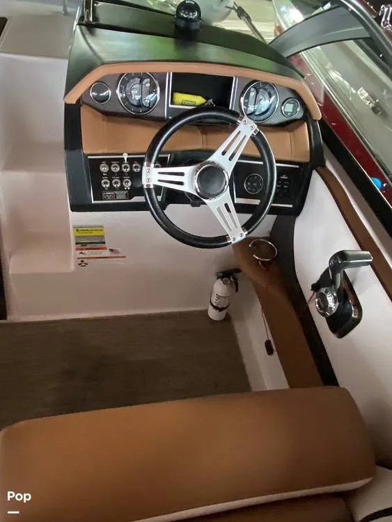 Slide: The Image of Four Winns Vista 255 2018 - 13534610