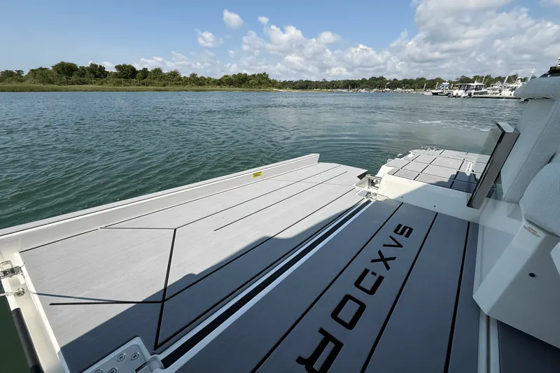 Slide: The Image of Saxdor 320 GTO 2025 - 16