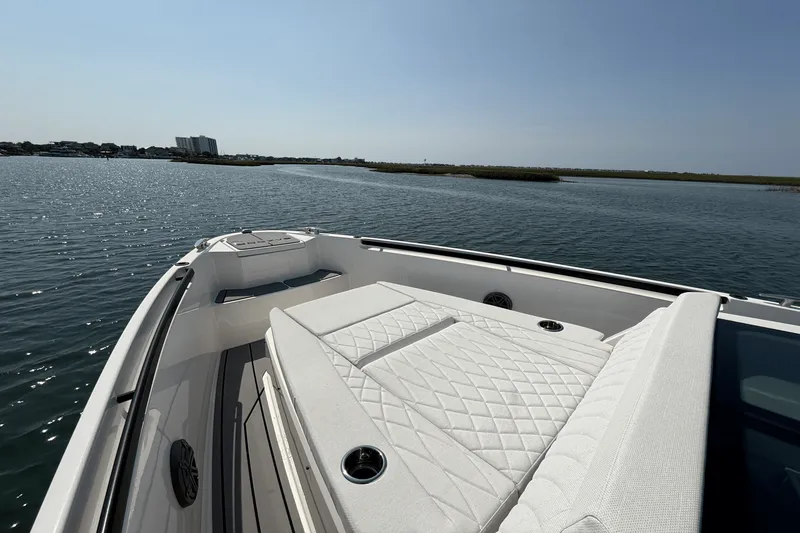 Slide: The Image of Saxdor 320 GTO 2025 - 19