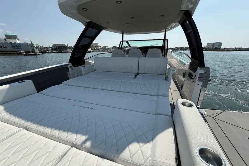 Slide: The Image of Saxdor 320 GTO 2025 - 26