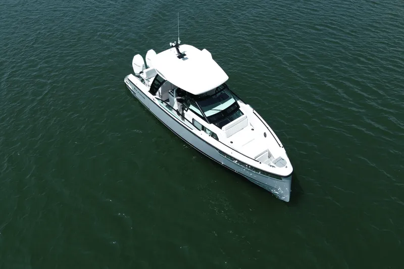 Slide: The Image of Saxdor 320 GTO 2025 - 4