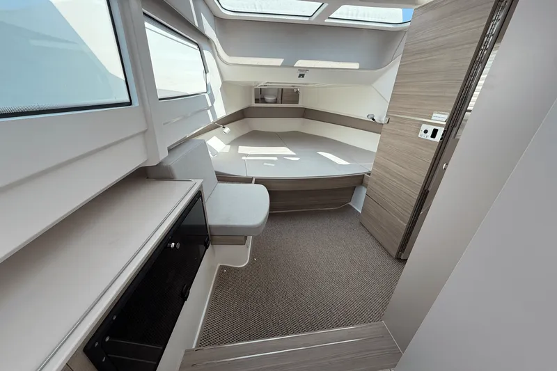 Slide: The Image of Saxdor 320 GTO 2025 - 43