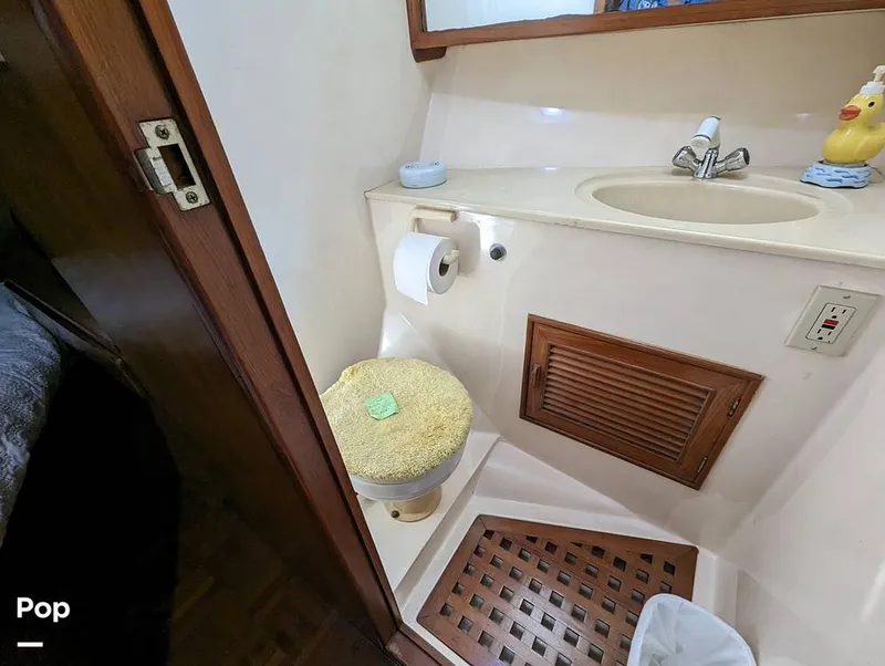 Slide: The Image of Chung Hwa 46 Present 1989 - 13209180