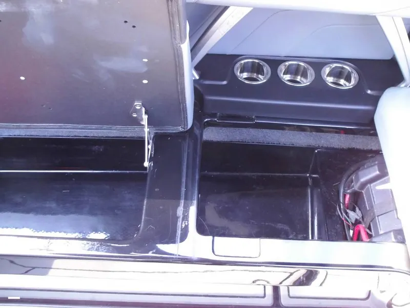 Slide: The Image of Great Storage Throughout - 13219824