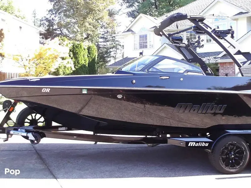 Slide: The Image of Malibu Wakesetter 22 MXZ 2020 - 13221185