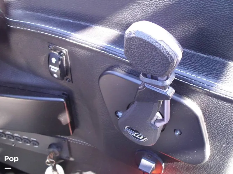 Slide: The Image of Throttle/shift: Mech - 13219713