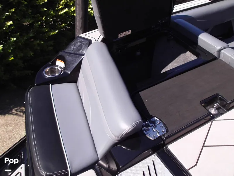 Slide: The Image of Malibu Wakesetter 22 MXZ 2020 - 13219691