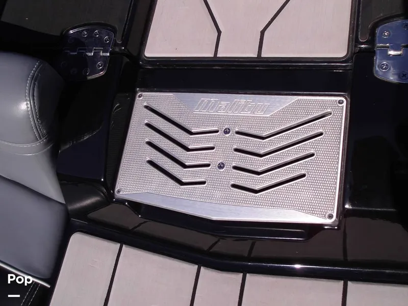 Slide: The Image of Malibu Wakesetter 22 MXZ 2020 - 13219692