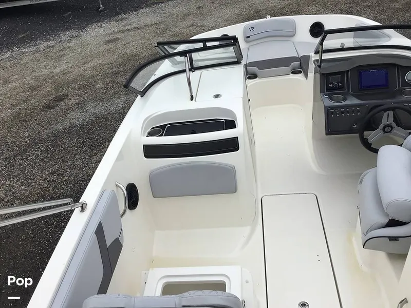 Slide: The Image of Bayliner VR6 OB 2023 - 16764572