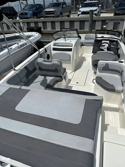 Slide: The Image of Bayliner VR6 OB 2023 - 15671293