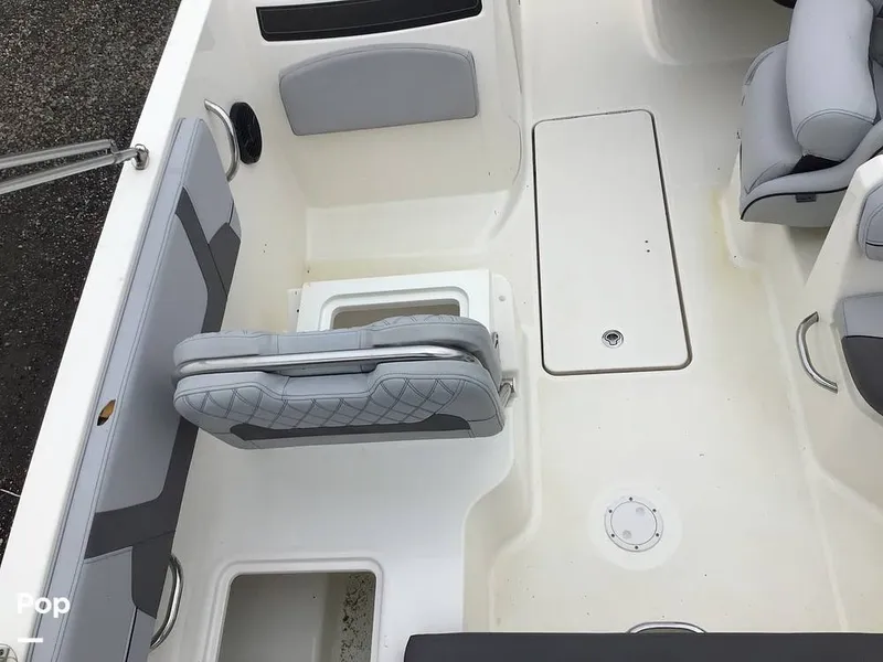 Slide: The Image of Bayliner VR6 OB 2023 - 16764571