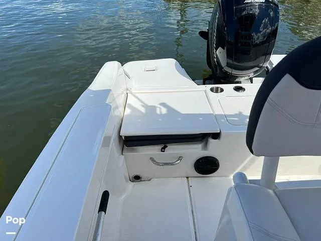 Slide: The Image of Rear Seat Folded Down - 14310374