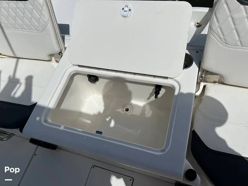 Slide: The Image of Bait Well - 14310375