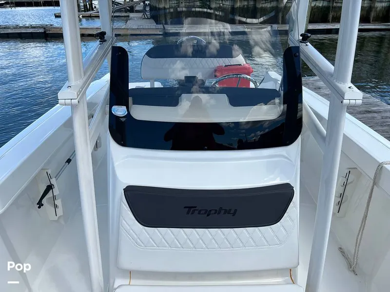 Slide: The Image of Windshield - 14310392