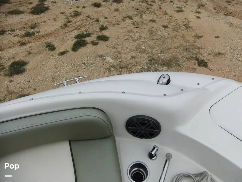 Slide: The Image of Sea Ray 240 Sundeck 2005 - 13269412