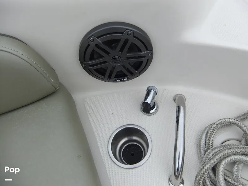 Slide: The Image of Sea Ray 240 Sundeck 2005 - 13269413