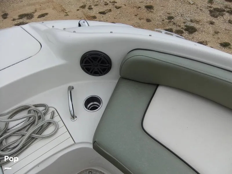 Slide: The Image of Sea Ray 240 Sundeck 2005 - 13269416