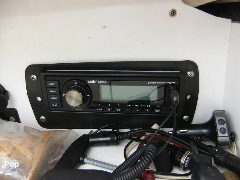 Slide: The Image of Sea Ray 240 Sundeck 2005 - 13269425