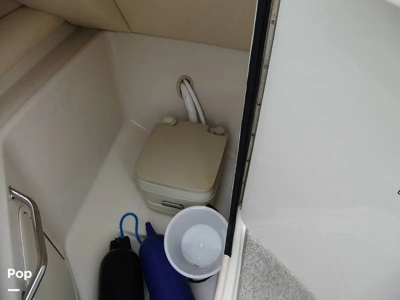 Slide: The Image of Sea Ray 240 Sundeck 2005 - 13269427